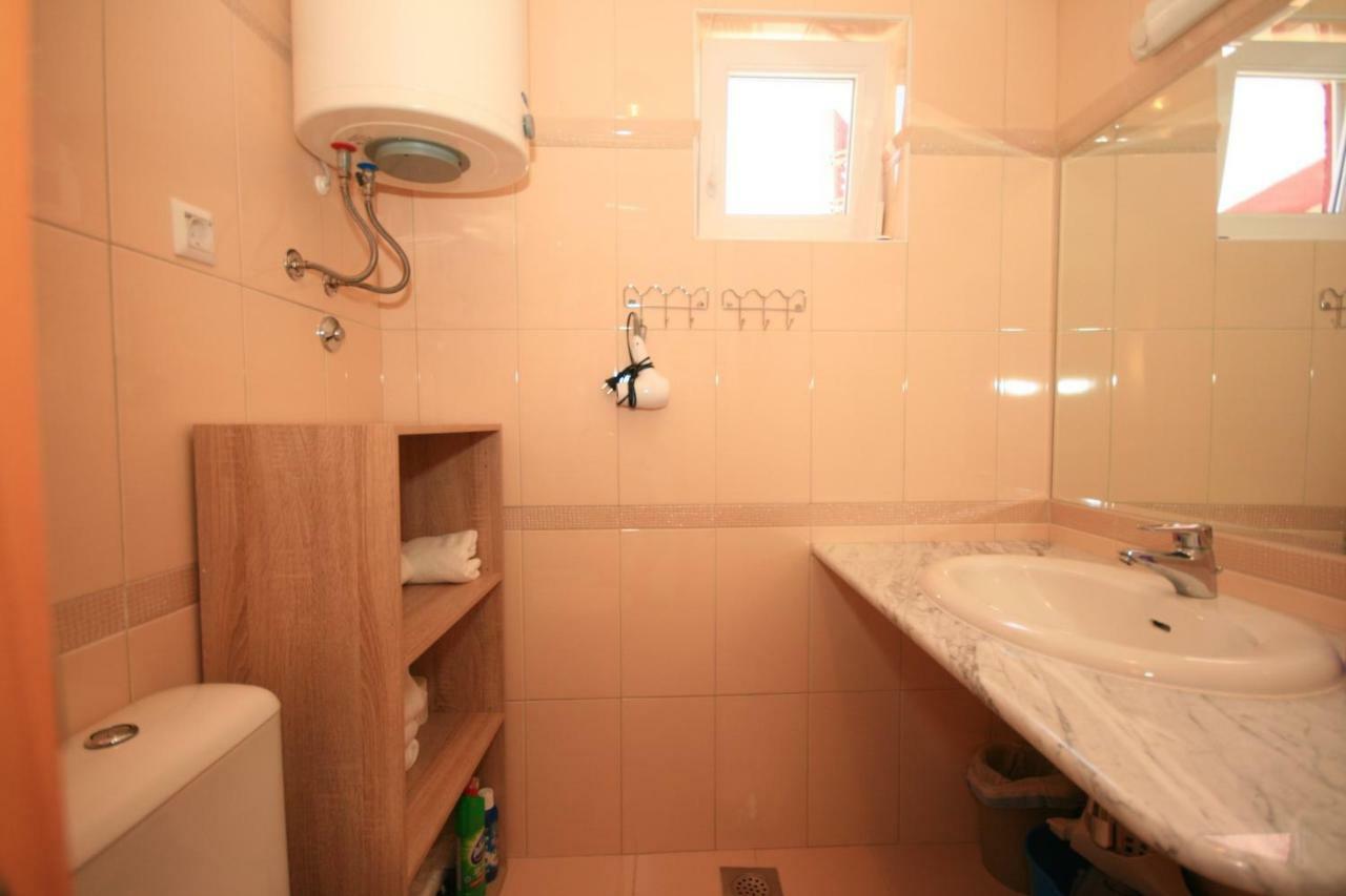 Apartment Mimoza 5, Baska, Krk Exterior foto